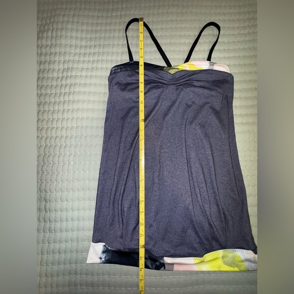 Lululemon Pure Focus Tank Size 2 Citron Tinted Canvas gray. Tag removed. GUC - Picture 7 of 11